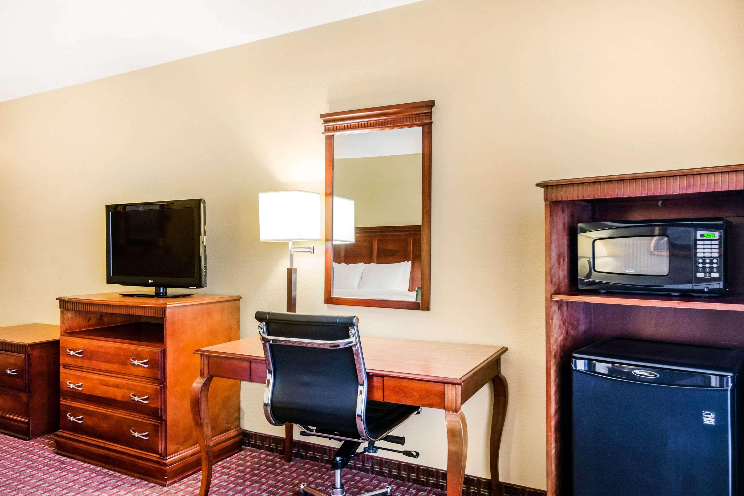 Quality Inn & Suites Carthage Kültér fotó