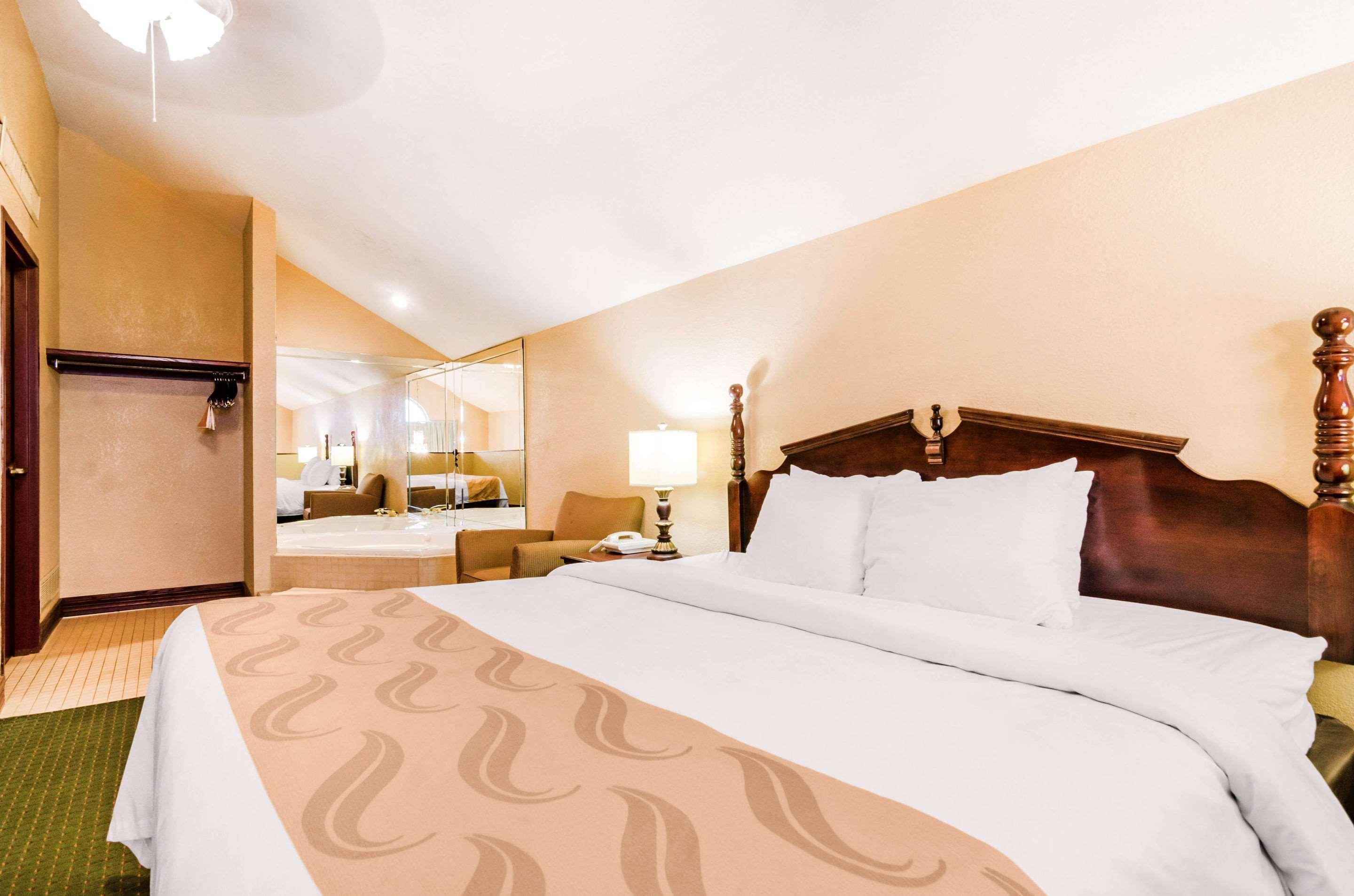 Quality Inn & Suites Carthage Kültér fotó