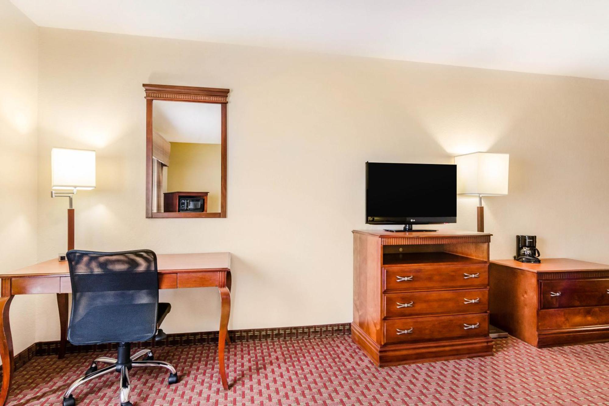 Quality Inn & Suites Carthage Kültér fotó